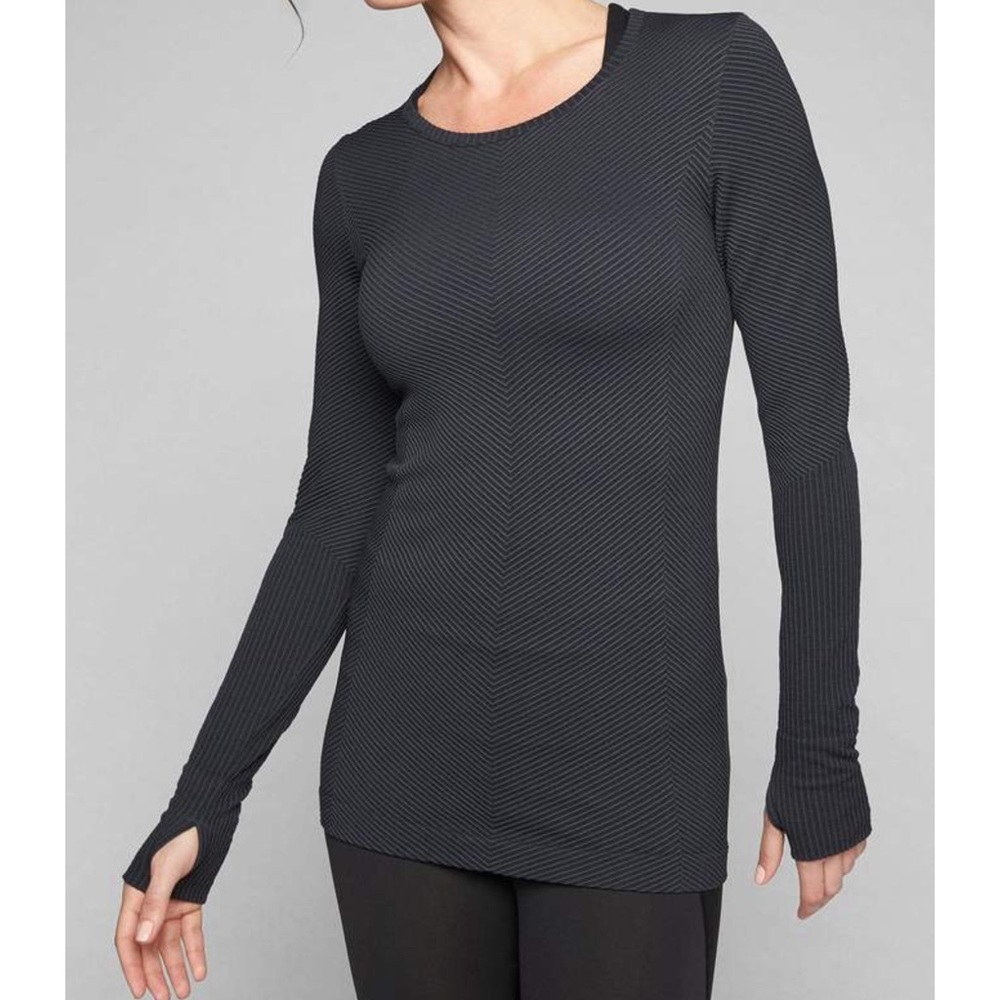 Athleta Flurry Layer Base Top